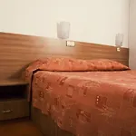 Est Hotel 3*