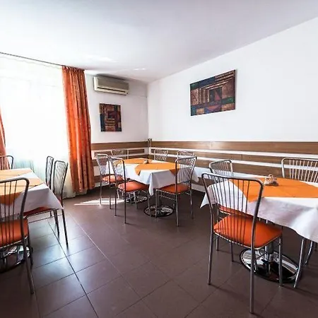 Hotel Est Bucharest