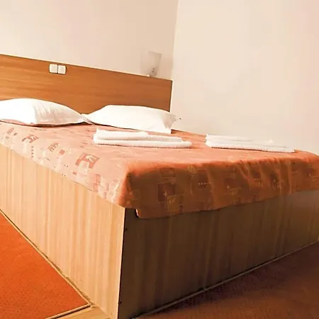 Est 3* Bucharest