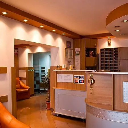 Est Hotel