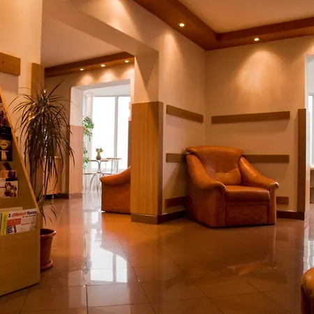 Est Hotel