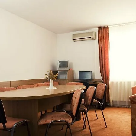 Est Ξενοδοχείο Βουκουρέστι